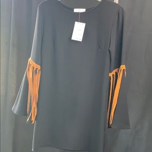 NWT Million Bullpup Fringe Belle sleeve dress